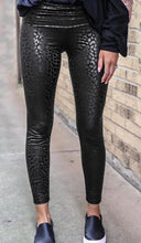 Load image into Gallery viewer, The Laurie Leopard Print Leggings