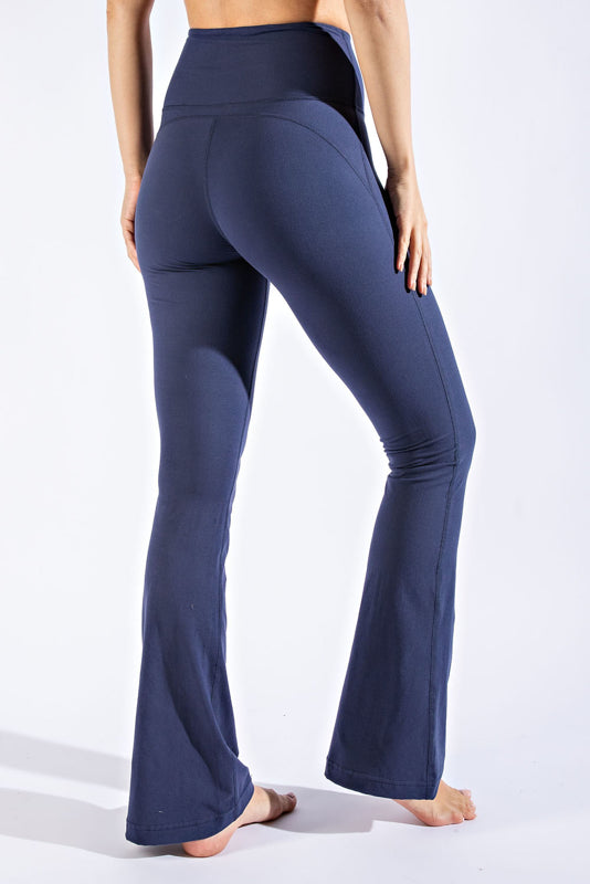Rae Mode Navy Flared Yoga Pants – Bee Elle Boutique
