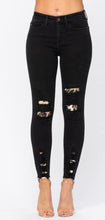 Load image into Gallery viewer, Judy Blue Black Leopard Patch Skinny Jeans